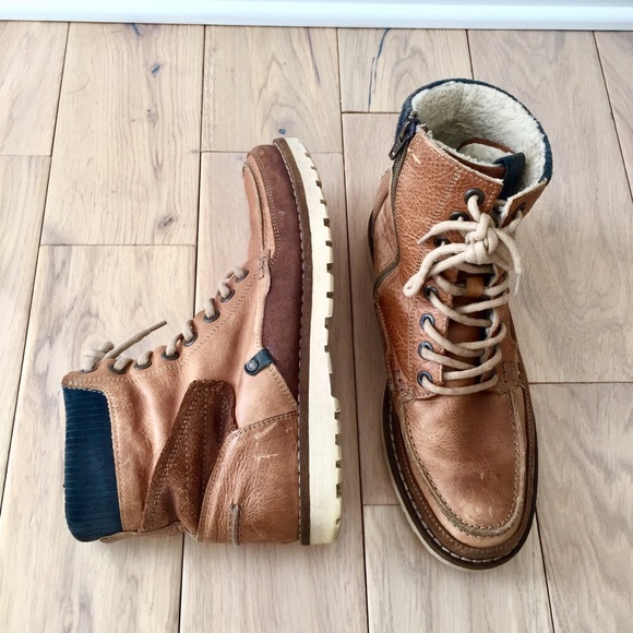 Steve Madden Other - Steve Madden Garrett high top lined leather boots